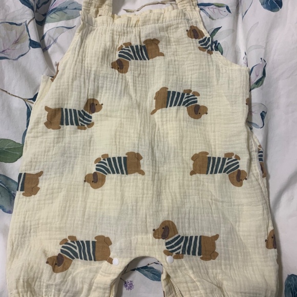 Cream Baby Summer  Soft Gauze Romper with Puppies  size 24 months - Picture 2 of 2